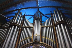 1)Pipe_organ_Notre_Dame_Basilica[1]